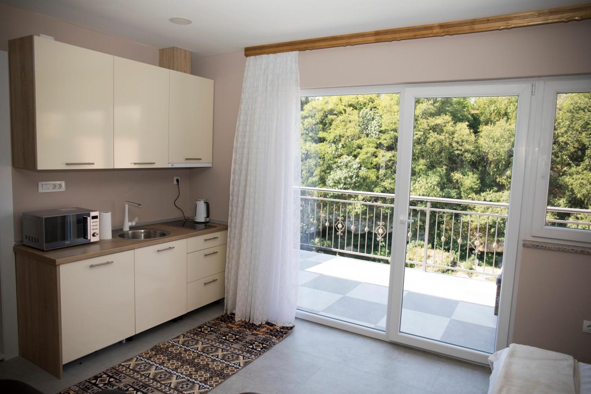 Kovac Riverfront Apartments Mostar Exterior foto
